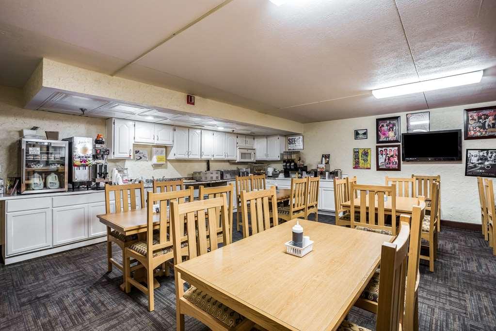 Rodeway Inn Branson, Brick House Екстериор снимка