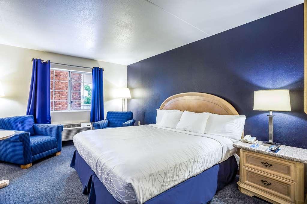Rodeway Inn Branson, Brick House Стая снимка
