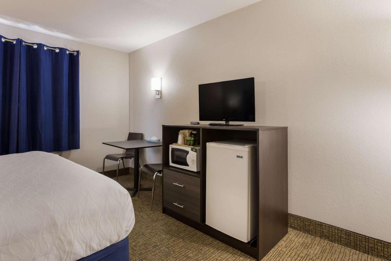 Rodeway Inn Branson, Brick House Екстериор снимка