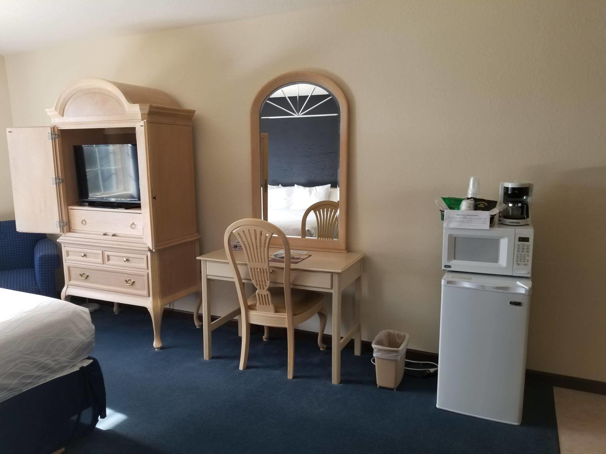 Rodeway Inn Branson, Brick House Екстериор снимка